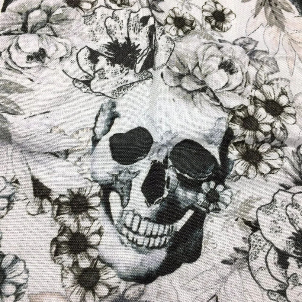 8 Nicole Miller Halloween Skull Floral Napkin Set 18